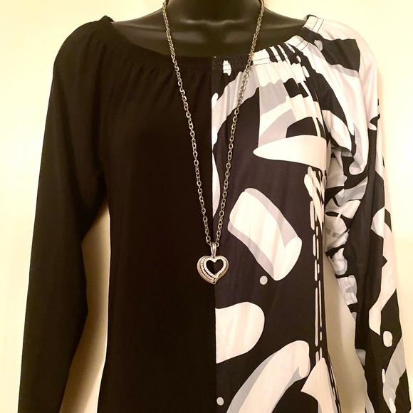 👗✨ASHLEY STEWART BLACK & WHITE GRAFFITI DRESS - Picture 3 of 6